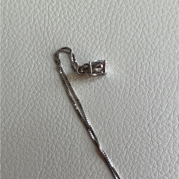 Moissanite earring and necklace 14K with GRA certificate.. - Picture 8 of 9